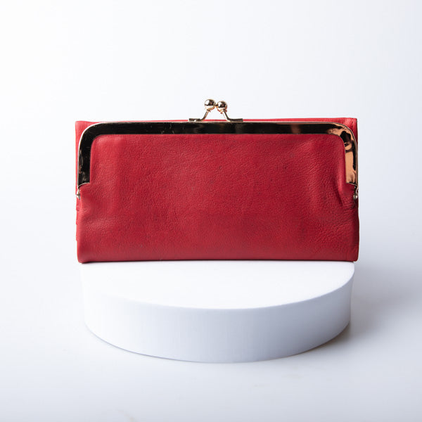 Purse with a clasp Long Wallet Genuine Leather Mollis