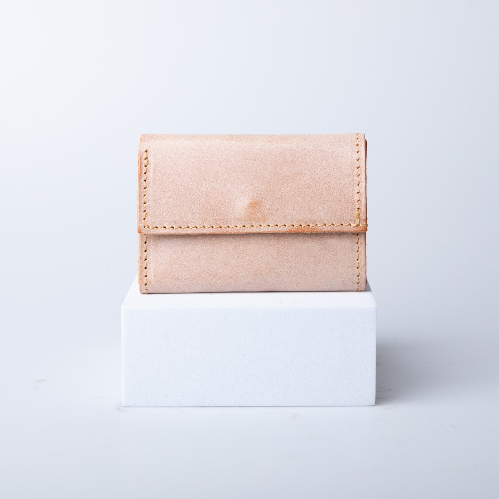 White wax Tochigi Leather trifold wallet JAPAN FACTORY MANO