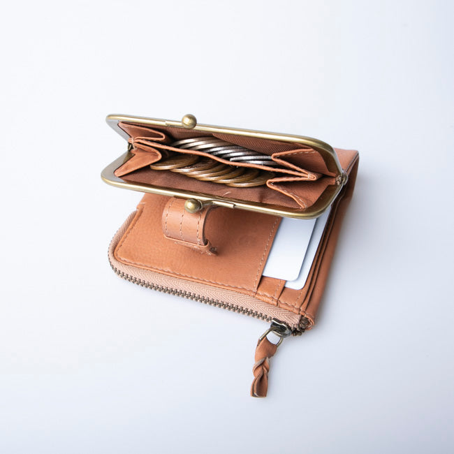 Purse with a clasp bifold Wallet genuine Leather Mollis